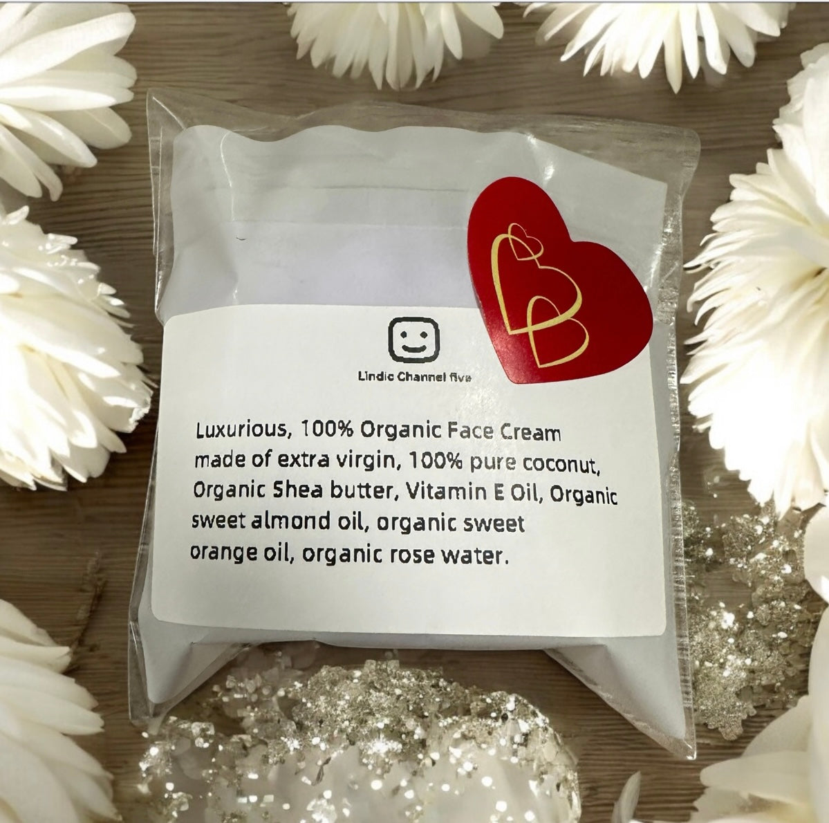 Luxurious “macaron” 100% Organic Face Cream