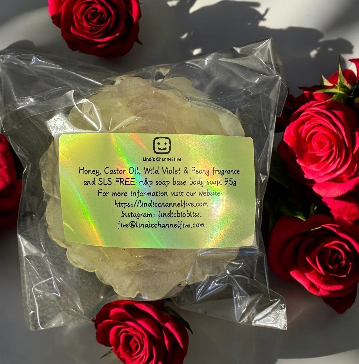 Honey, Castor Oil, Wild Violet & Heart ribbon SLS FREE body soap. 100g