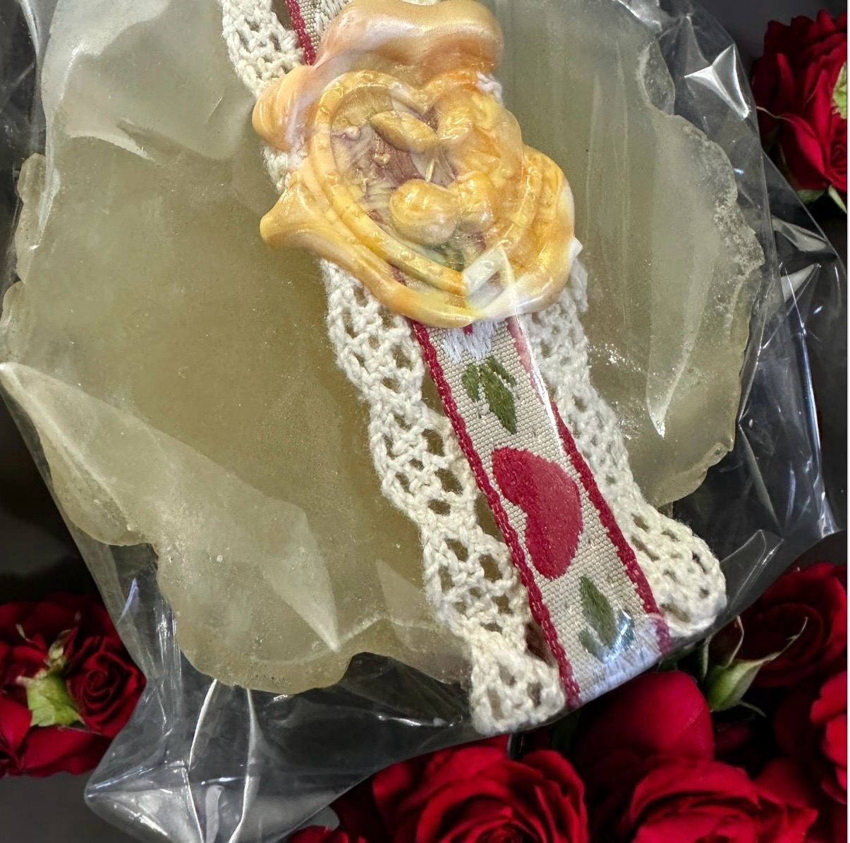 Honey, Castor Oil, Wild Violet & Heart ribbon SLS FREE body soap. 100g