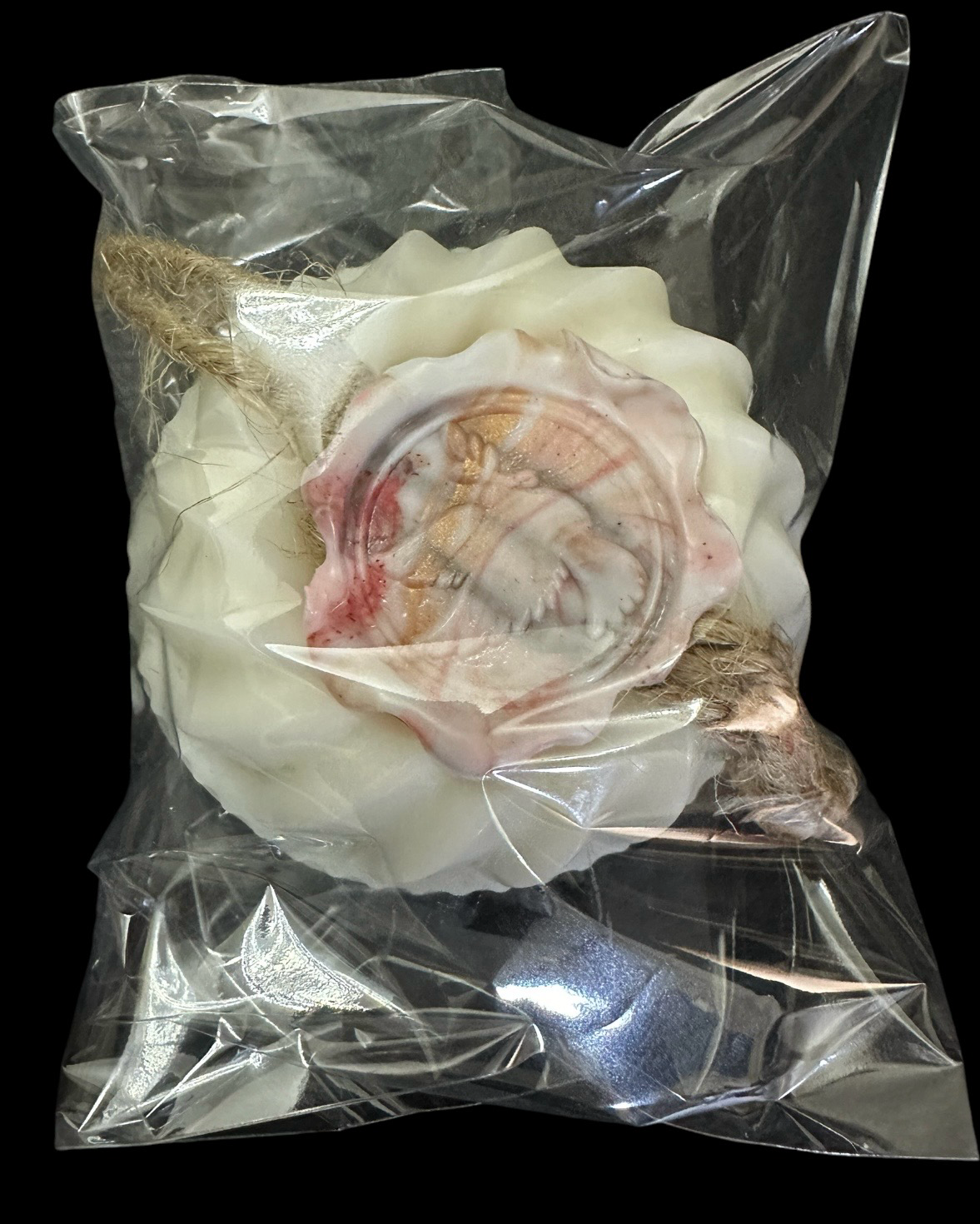 Honey, Organic Peppermint Water & Mango Butter Natural Body Soap In Natural Jute