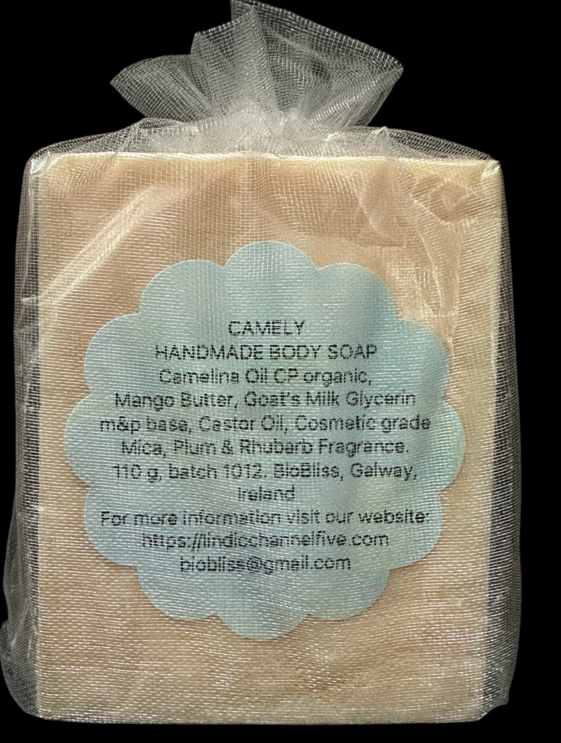 Hydration & Glow with Camelina Oil and Goat’s Milk, Nourish & Soothe with Turmeric and Honey In Reusable Canvas/Cotton Bag