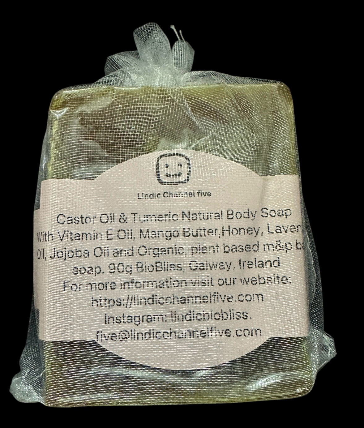Hydration & Glow with Camelina Oil and Goat’s Milk, Nourish & Soothe with Turmeric and Honey In Reusable Canvas/Cotton Bag