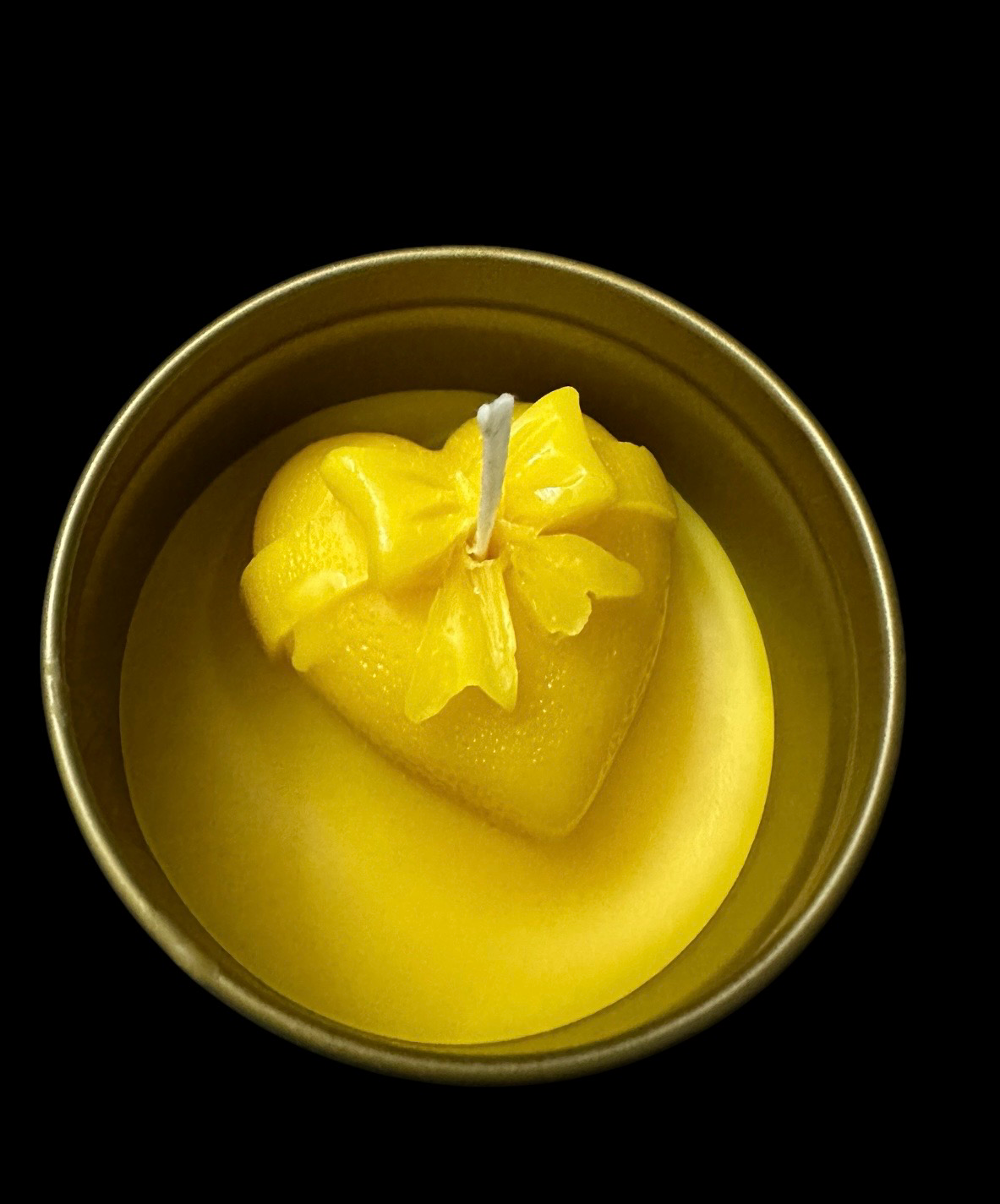 Natural Beeswax Soft Touch Candle Bow Heart