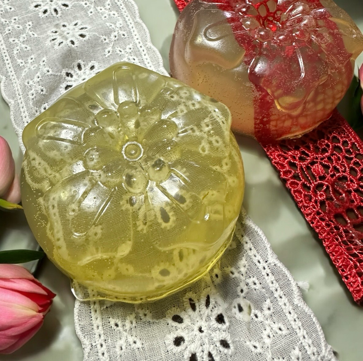 Organic Sweet Orange Oil Body Soap Red Lace 110 g