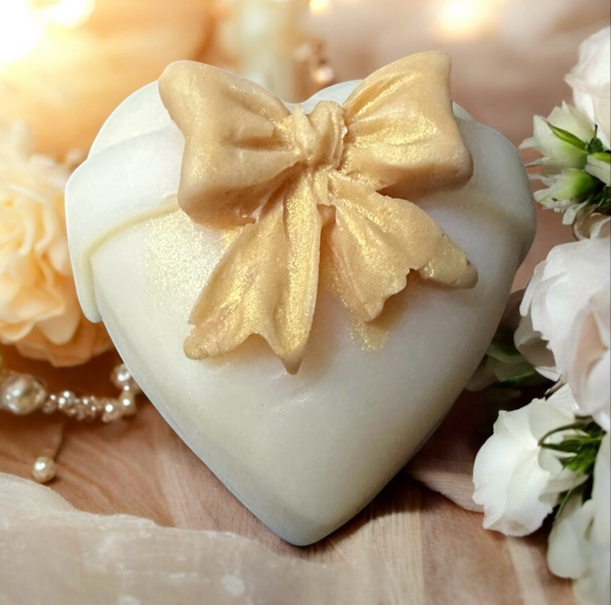 Beige/Gold Heart Soy wax melt French Vanilla essence