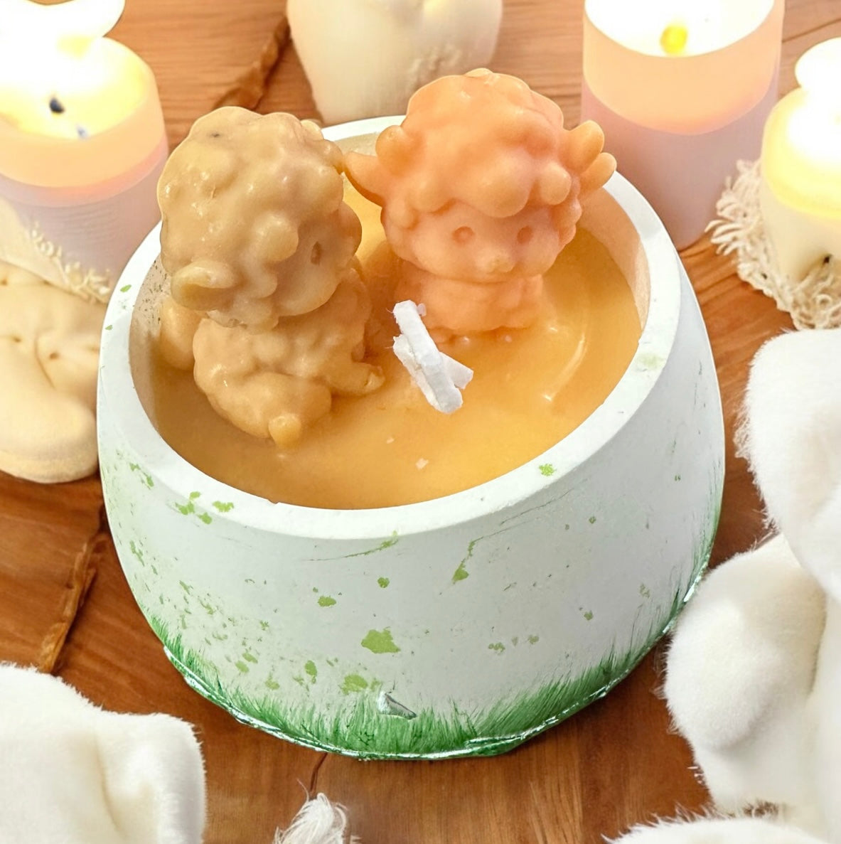 Eco soy wax candle with French Vanilla essence 2 baby sheep