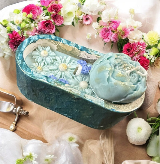 Baby blue 2 soy & coconut wax candles, oval
