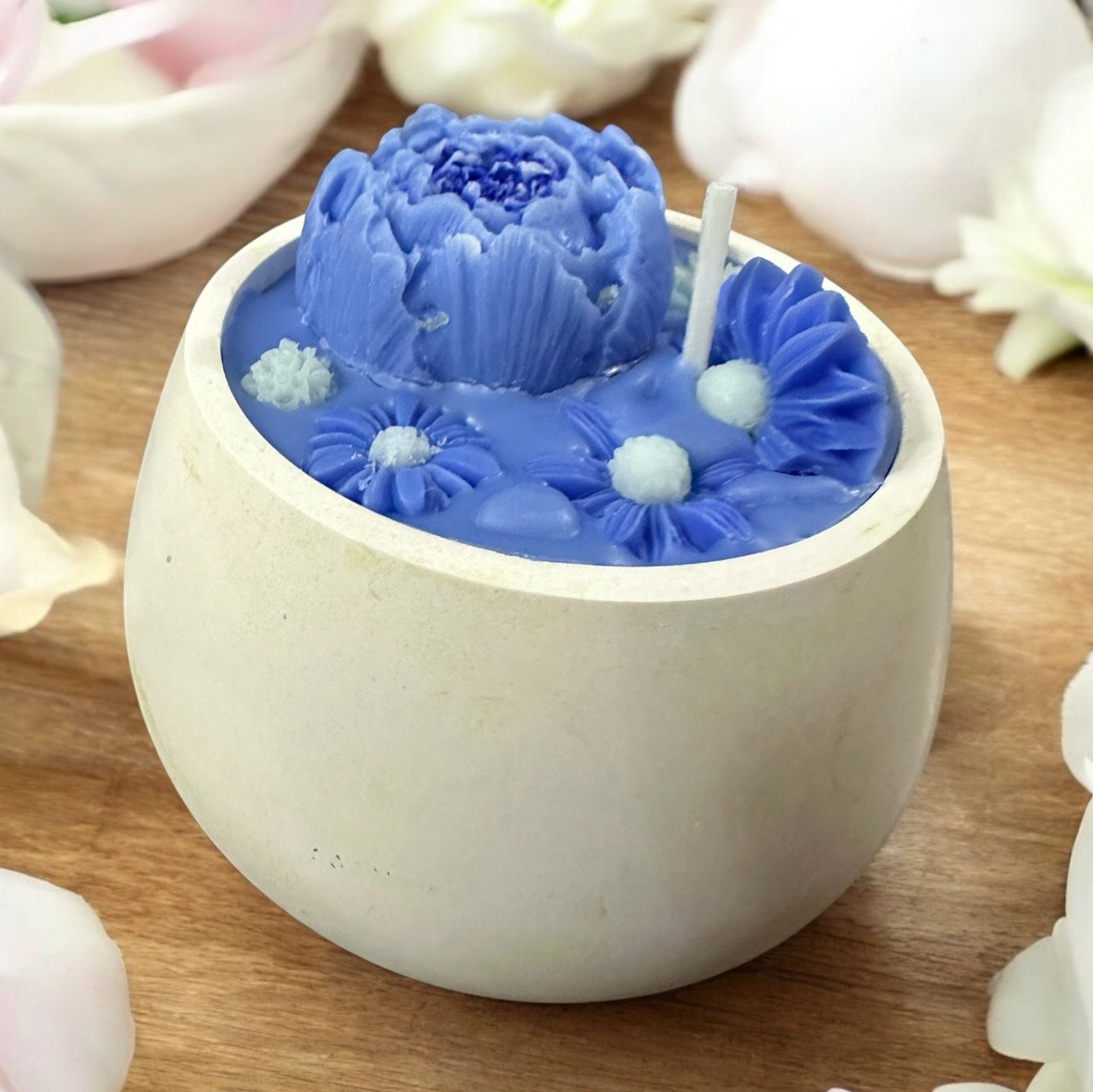 Blue Flower Soy Candle French vanilla essence