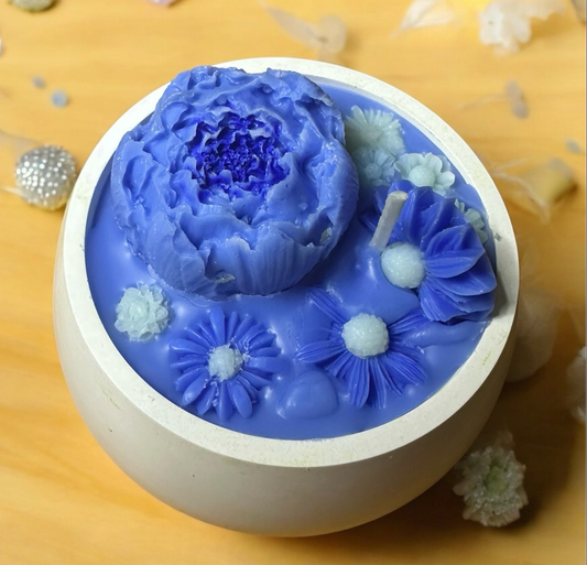 Blue Flower Soy Candle French vanilla essence