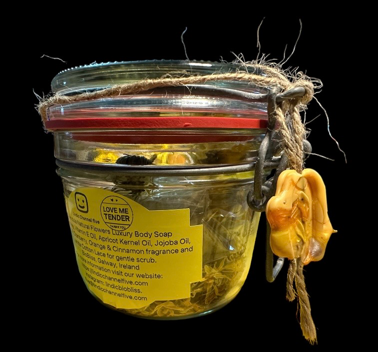 Calendula Natural Flowers Luxury Body Soap With 450 ml Glass Jar