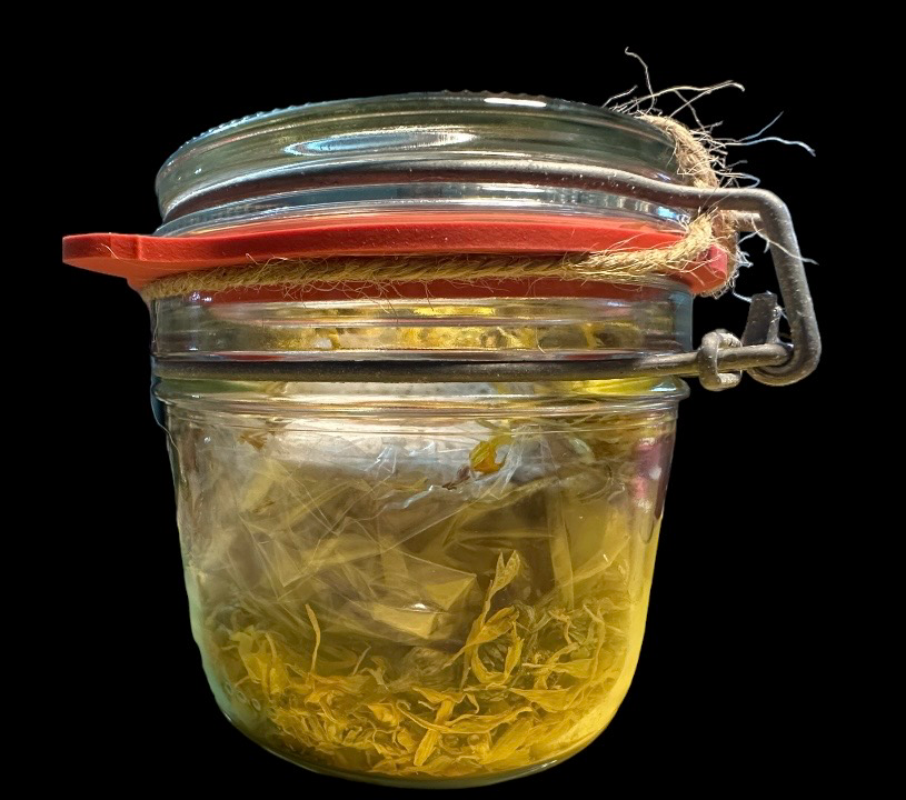 Calendula Natural Flowers Luxury Body Soap With 450 ml Glass Jar