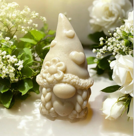 Castor oil, frankincense & Mirth fragrance body soap Cutie Gnome 55g