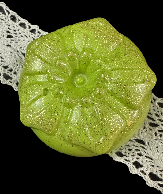 Girly Apple Green Glittery & White Cotton Lace Body Soap 115 g