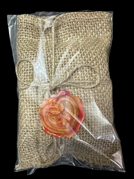 Honey, Organic Peppermint Water & Mango Butter Natural Body Soap In Natural Jute