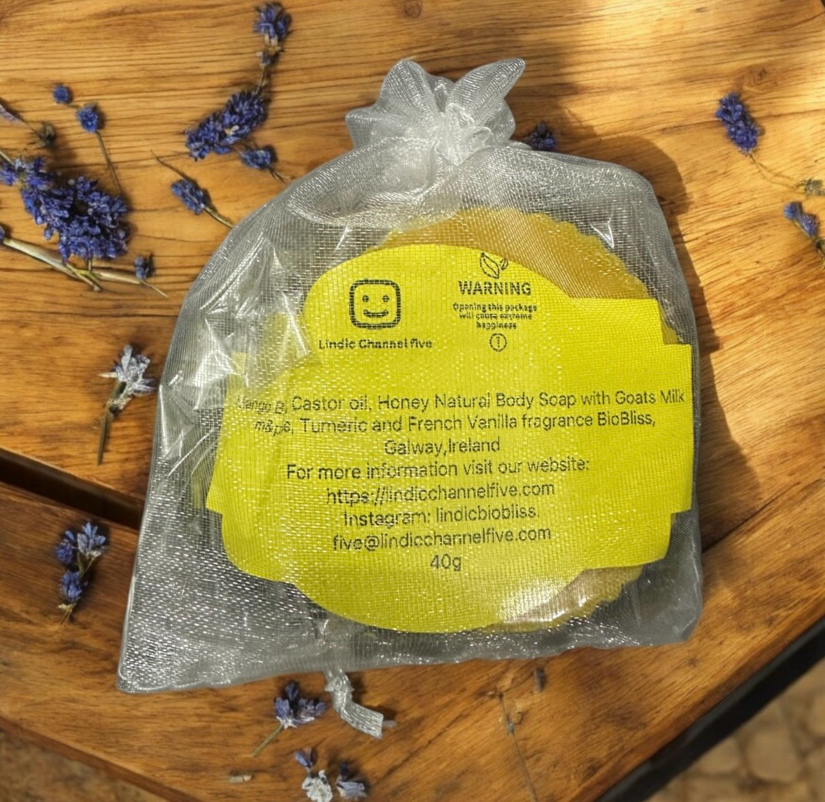 Mango Butter, Castor oil, Honey Natural Body Soap 40g