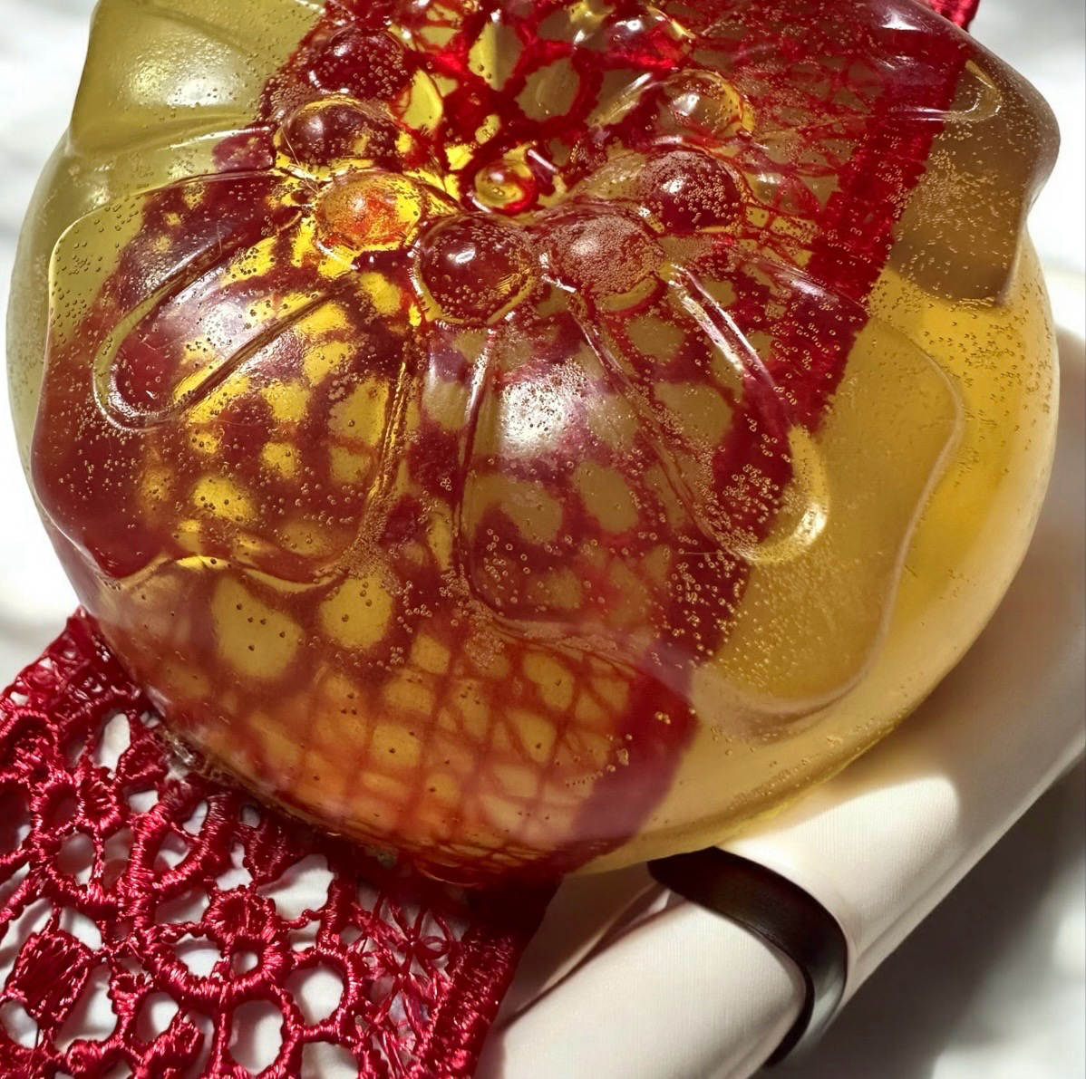 Organic Sweet Orange Oil Body Soap Red Lace 110 g