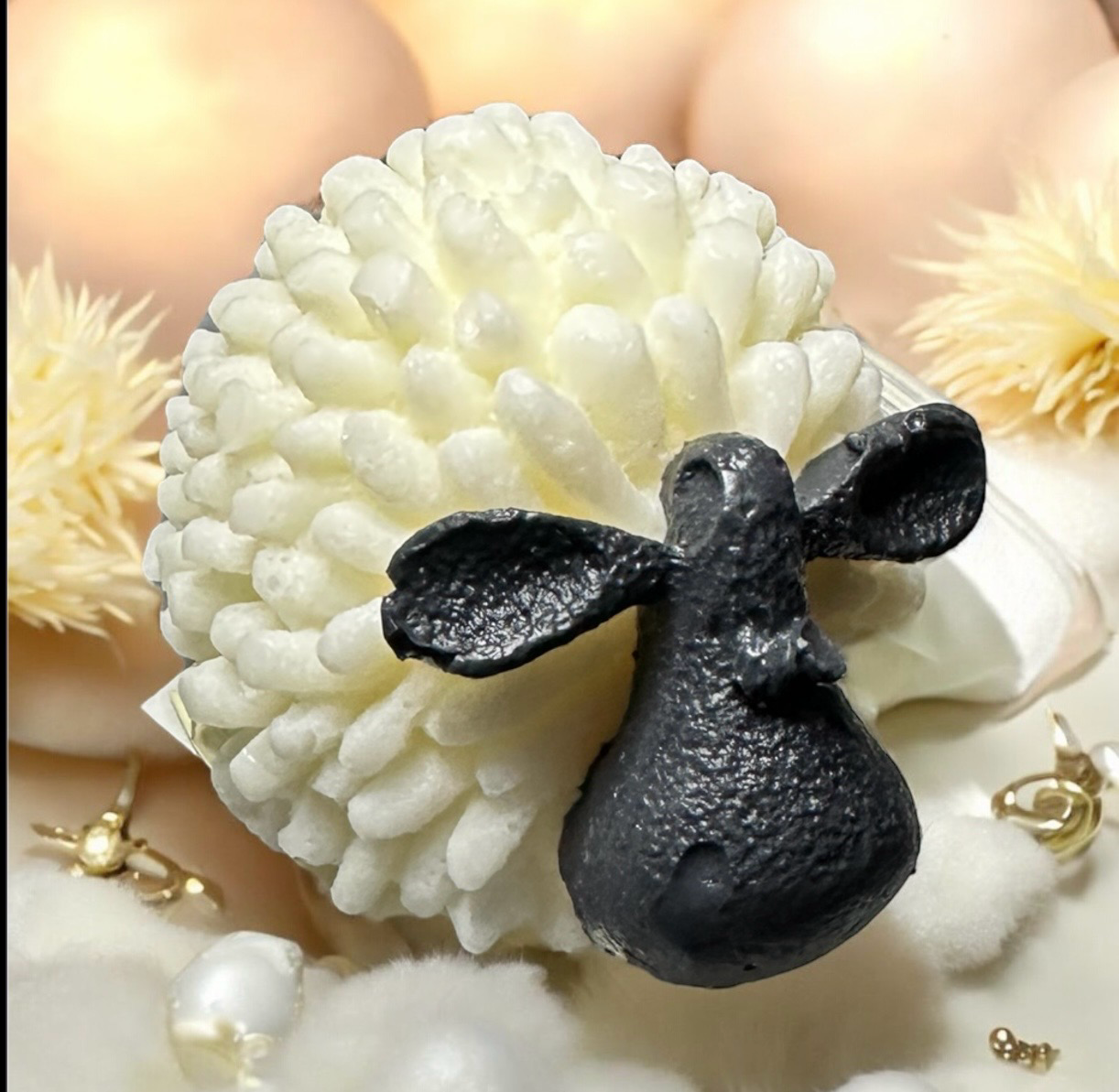 Oud & Purple Patchouli, Velvet Sheep Soap 🐑 80g